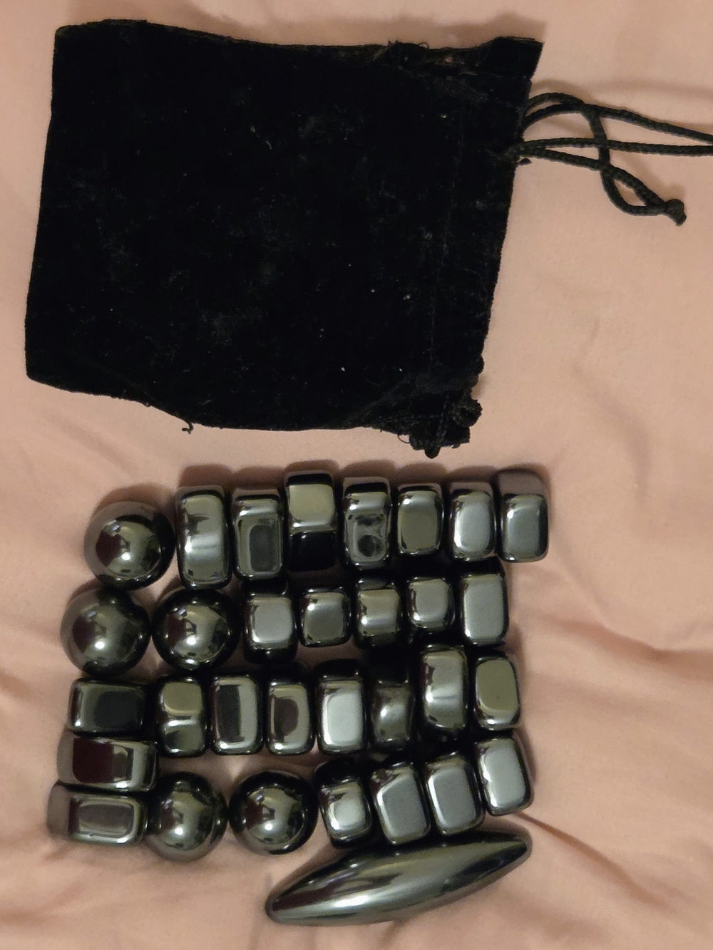 Black Magnetic Fidget Stone Set with Velvet Pouch
